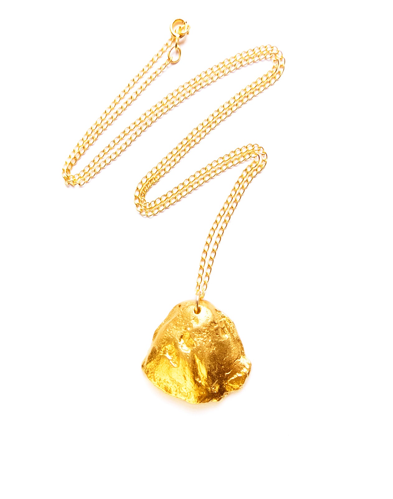 MYSTICAL SHELL | NECKLACE