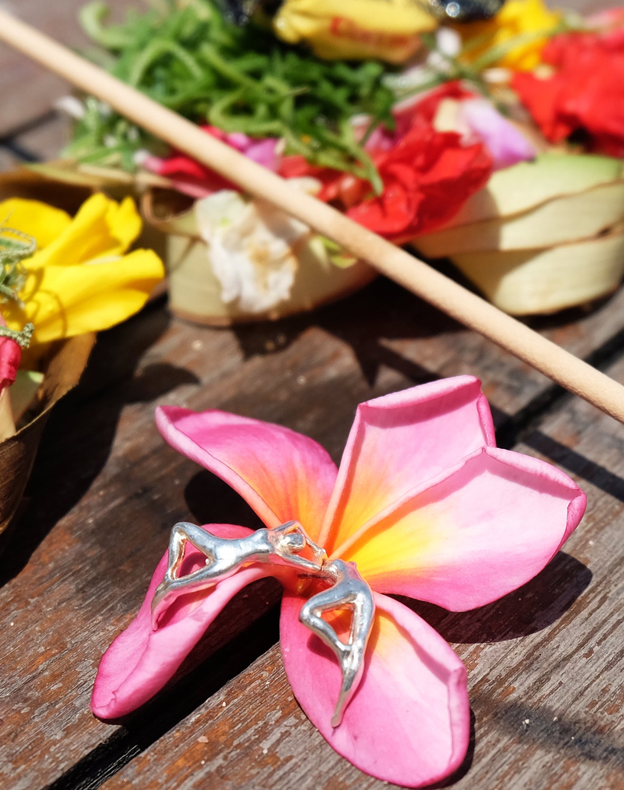 INNER PEACE I SILVER | HOOPS